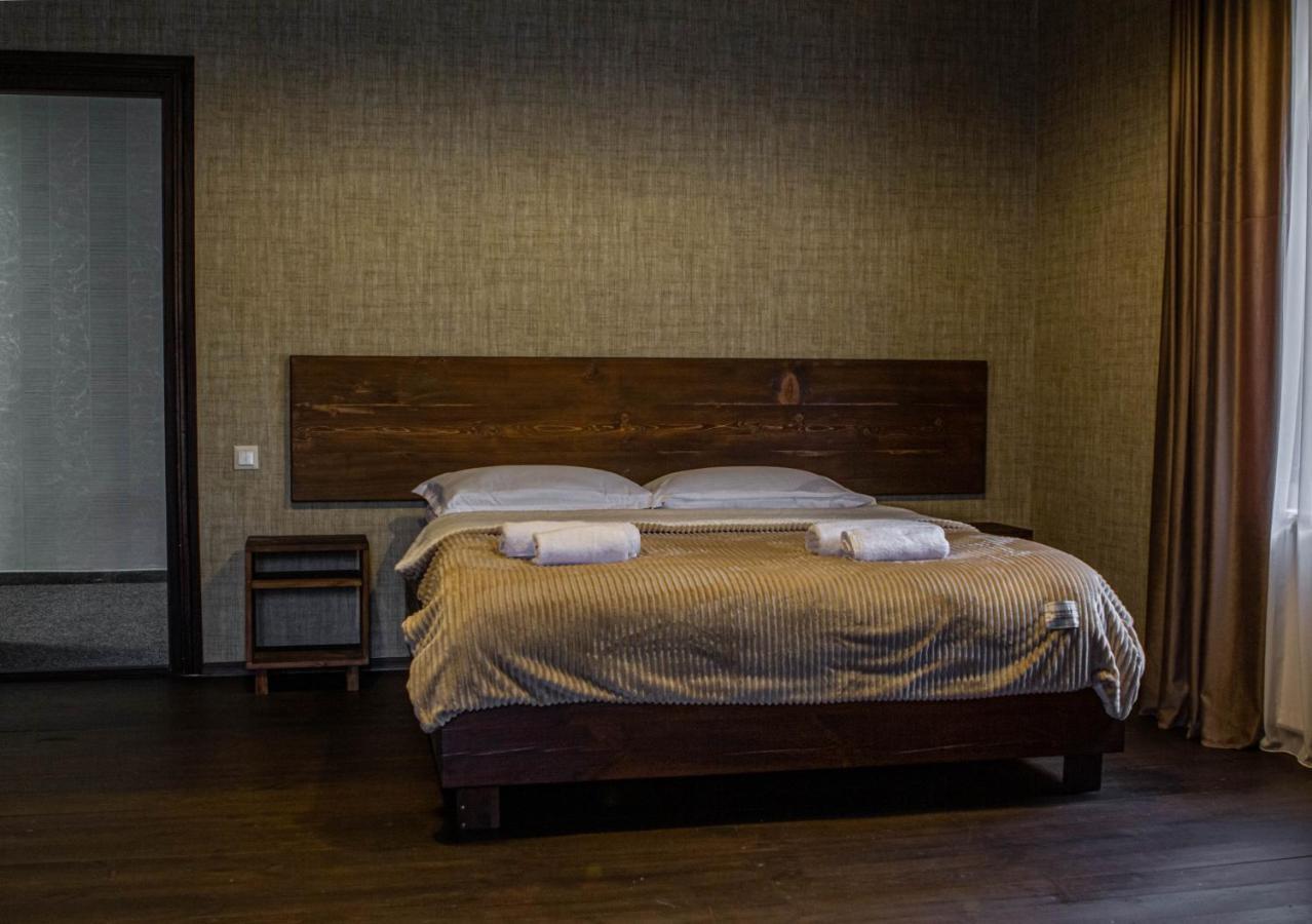 Hotel Eden Mestia Extérieur photo
