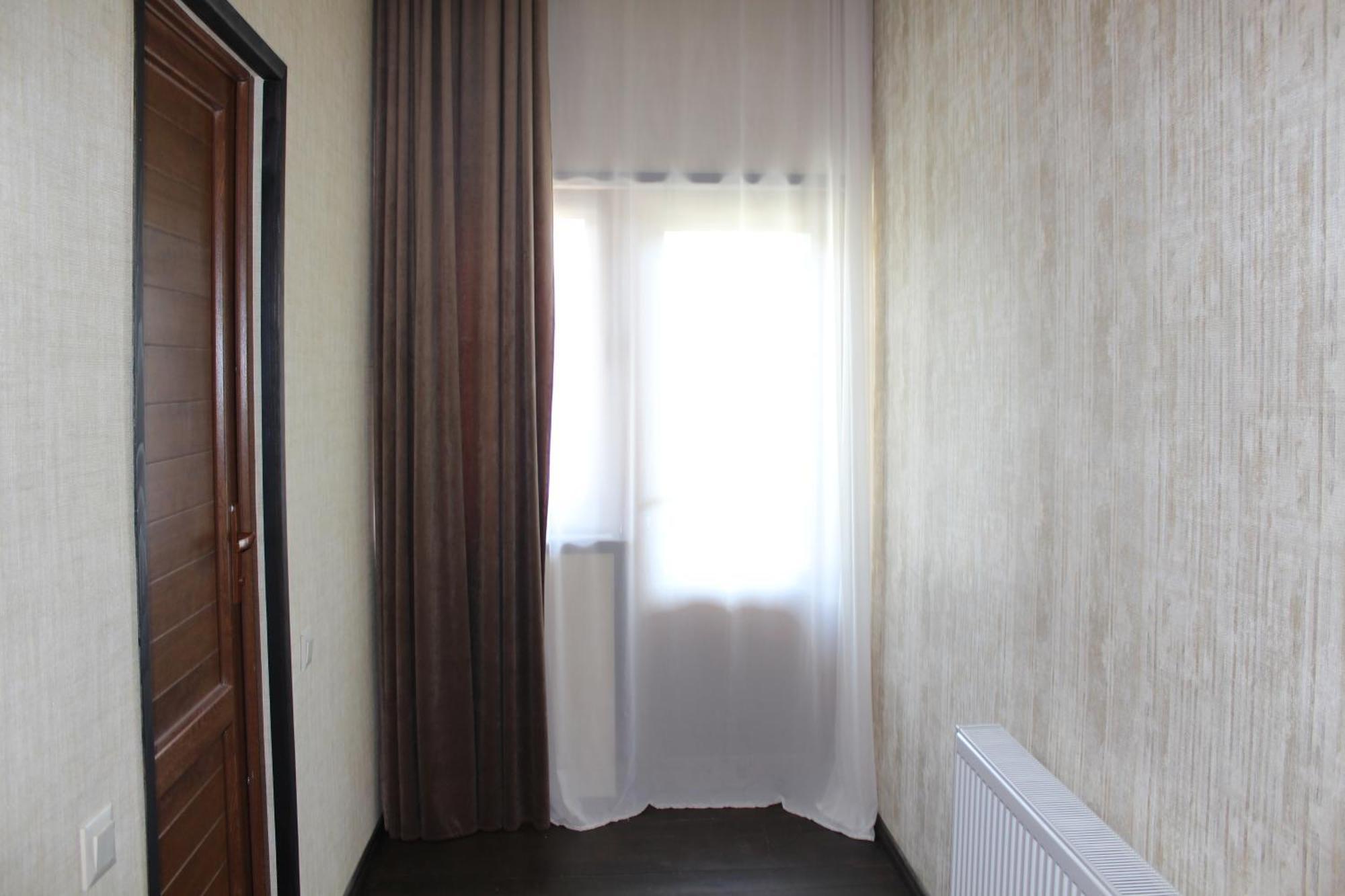 Hotel Eden Mestia Extérieur photo